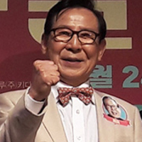 윤덕용